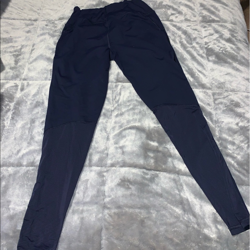 Victoria’s Secret ultimate leggings